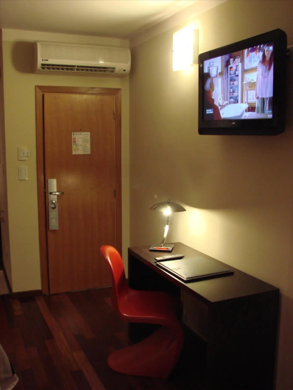 Zoom Apartments Hotel