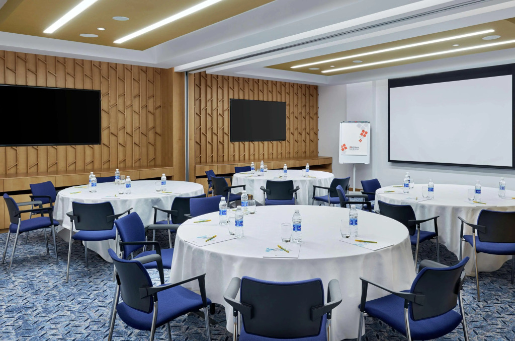 Hilton Garden Inn Muscat Al Khuwair