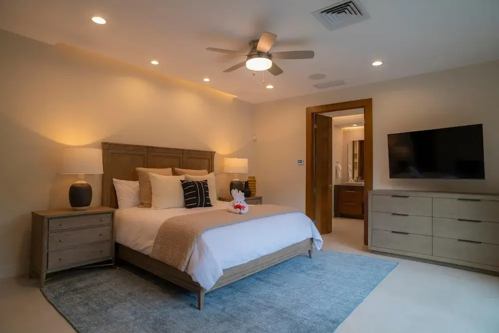 - Casa Cenizaro Six Bedroom Private Pool Family