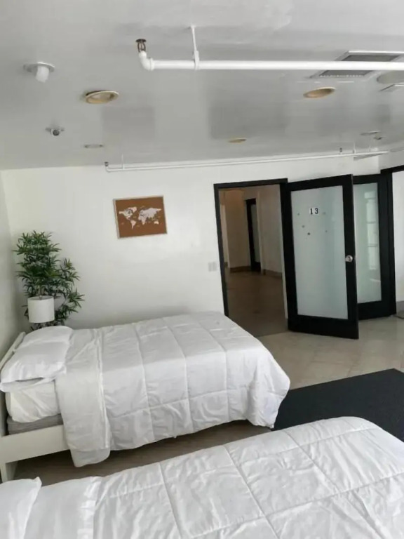 Culver City Hostel