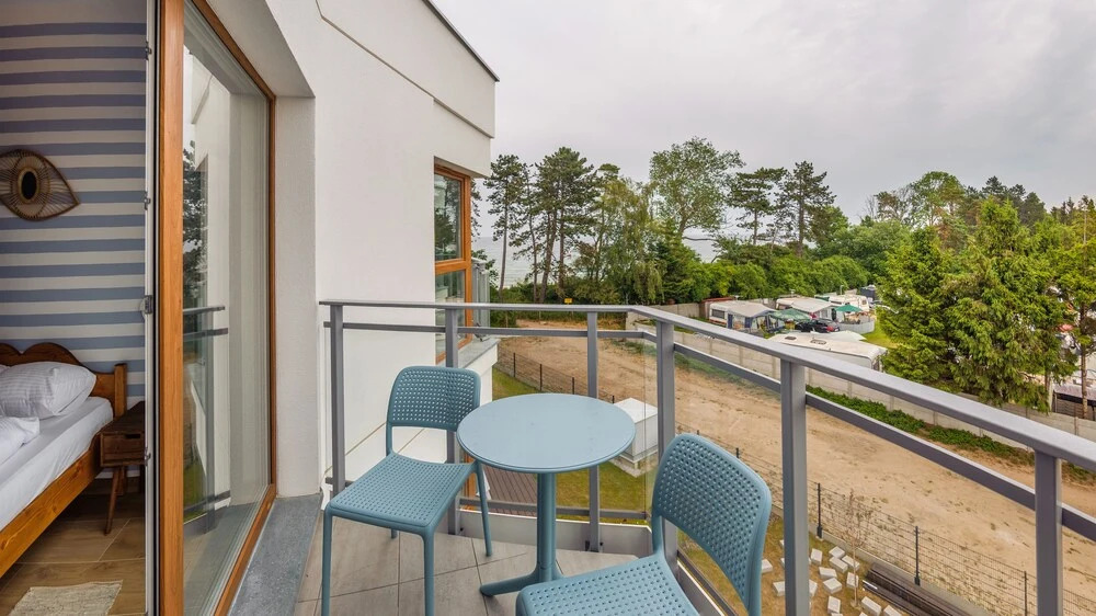 Lets Sea by 2HomeRent
