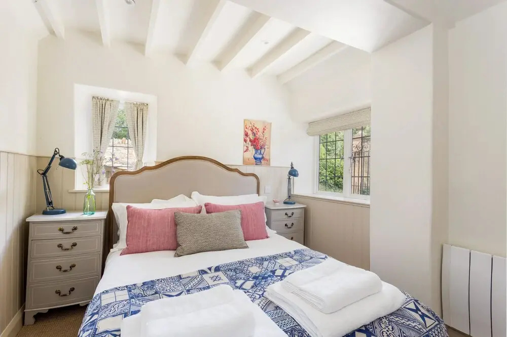 Scenic Family Home in Cotswolds