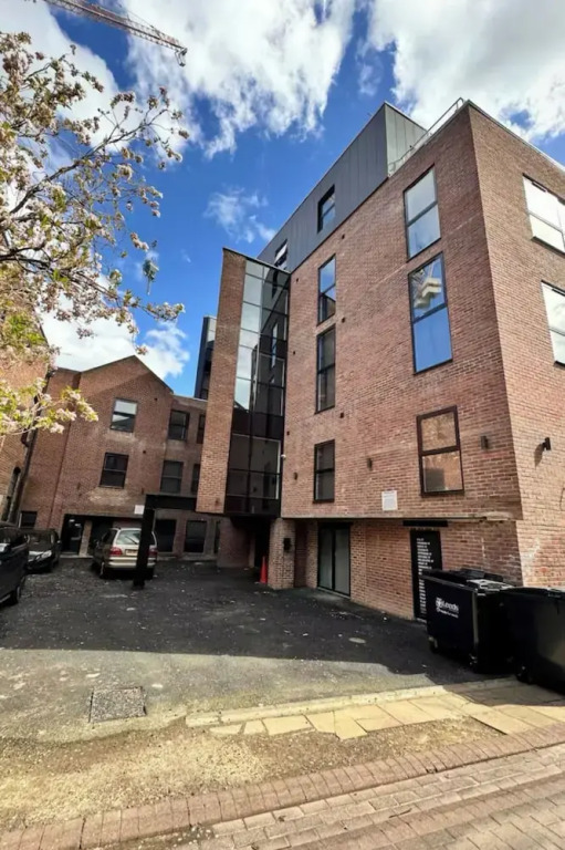 Leeds City Center - 1 Bed - Baby Friendly