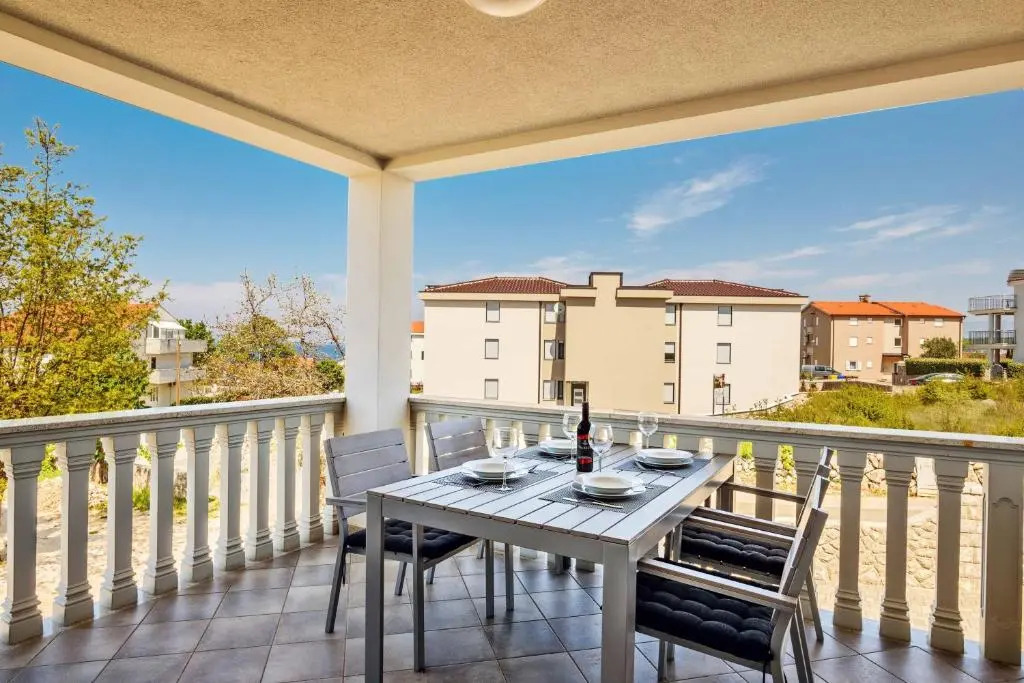 Apartment Miran