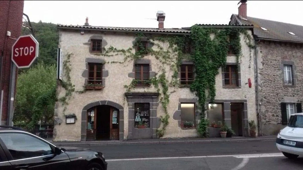 Hôtel des Voyageurs
