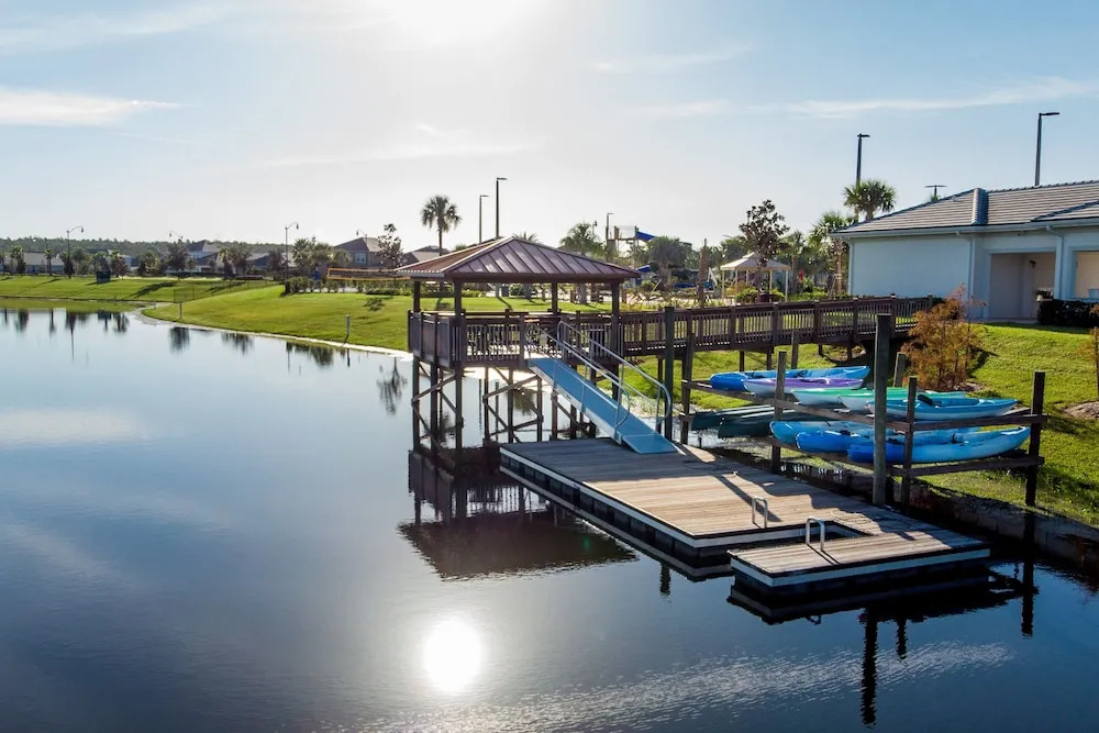 Storey Lake - 3062 Gatsby Street