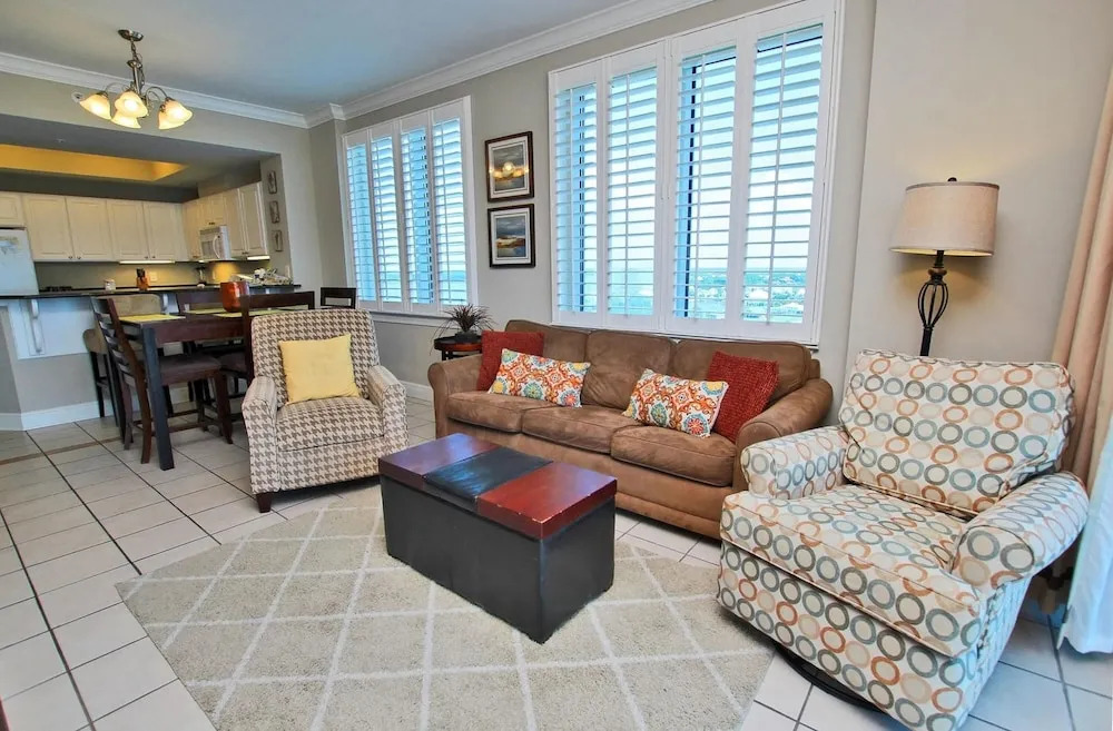 Crystal Tower 1101 by Youngs Suncoast