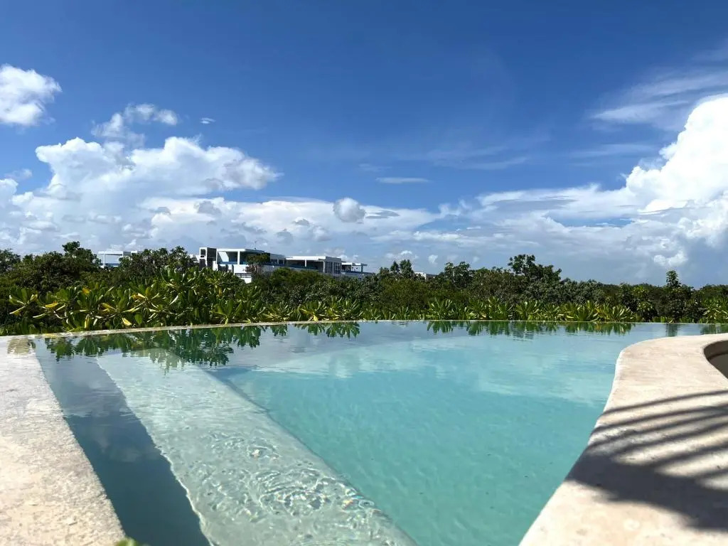 Hermoso penthouse de 3 recámaras en Aldea Zama
