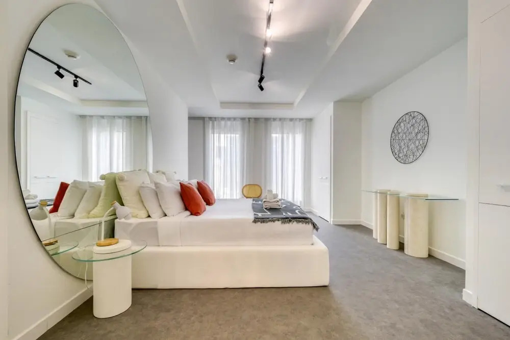 Luxurious Apt in Impressive Difc Tower