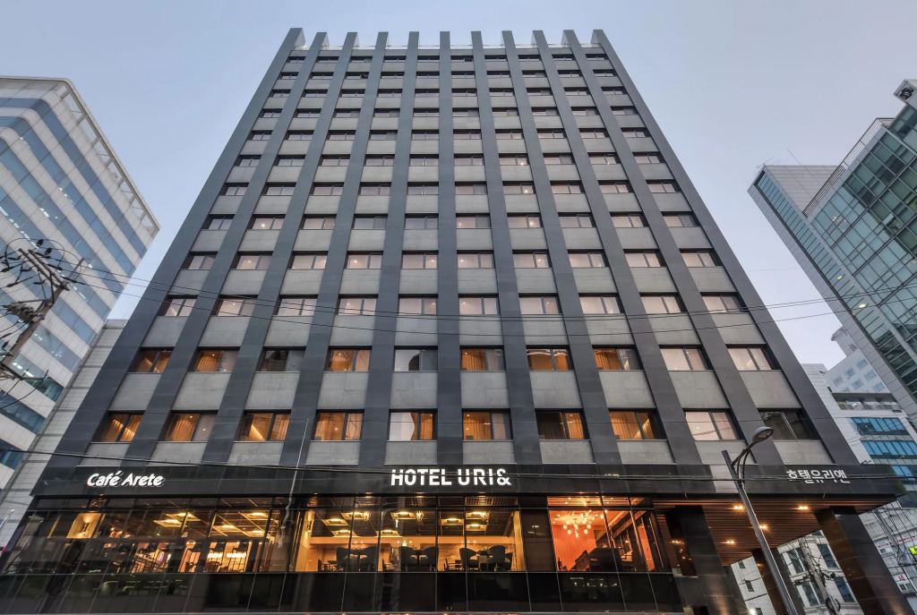Hotel Uri&