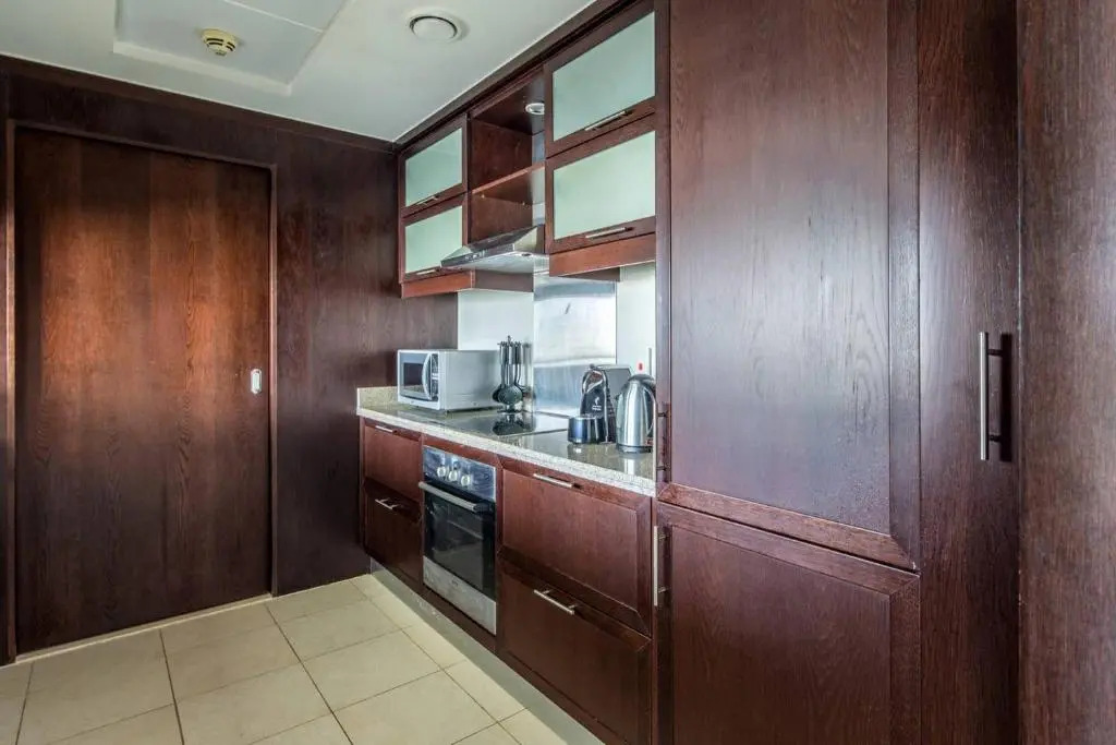 Frank Porter - The Residences