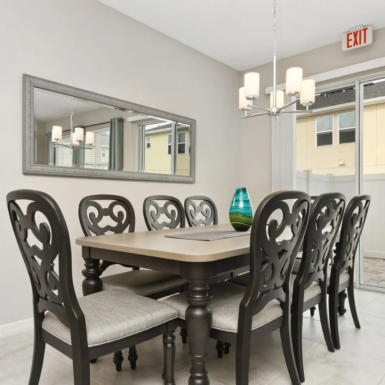 Four Bedroom Sleeps 10 Compass Bay Resort 5121