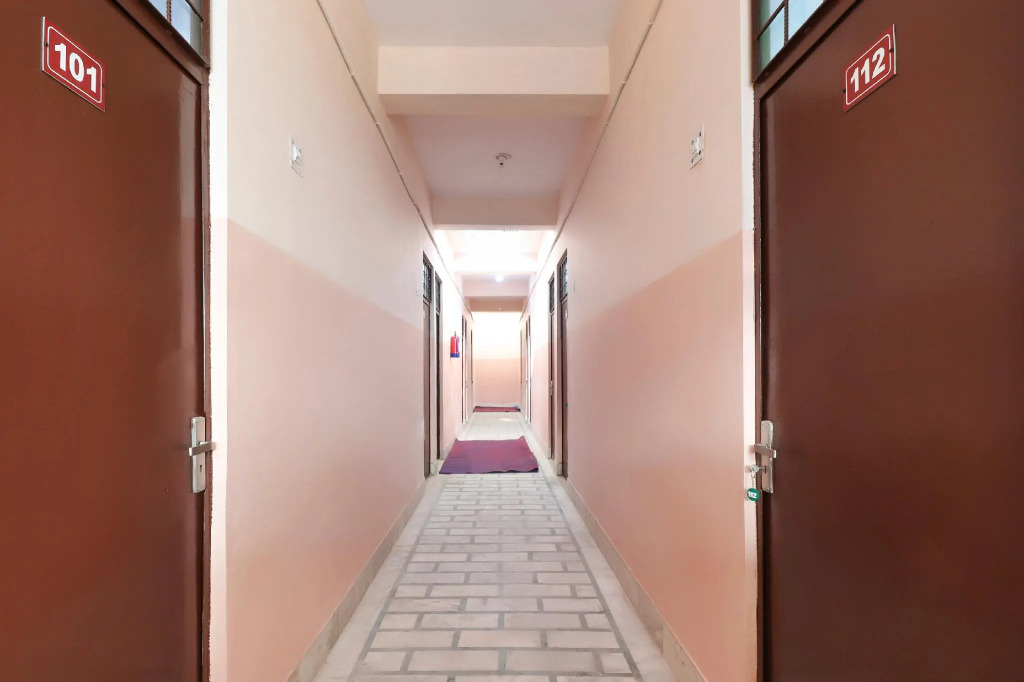 OYO 69788 Hotel Limewood