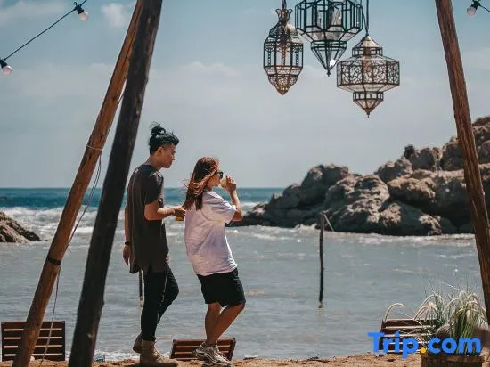 Dalian Sishi Jingyu Beach Resort Hotel