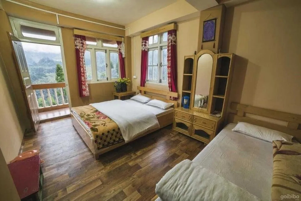 Ourguest Bichu Homestay