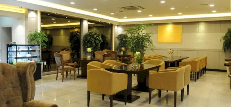 Hotel ESS