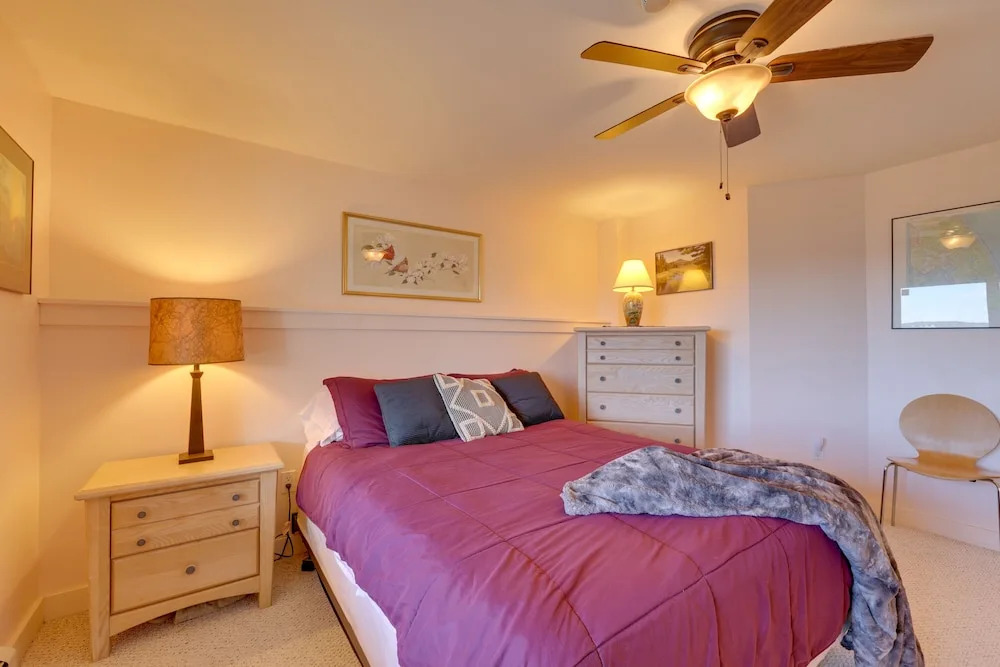 Wellfleet Home w/ Deck, Bay Views & Kayaks