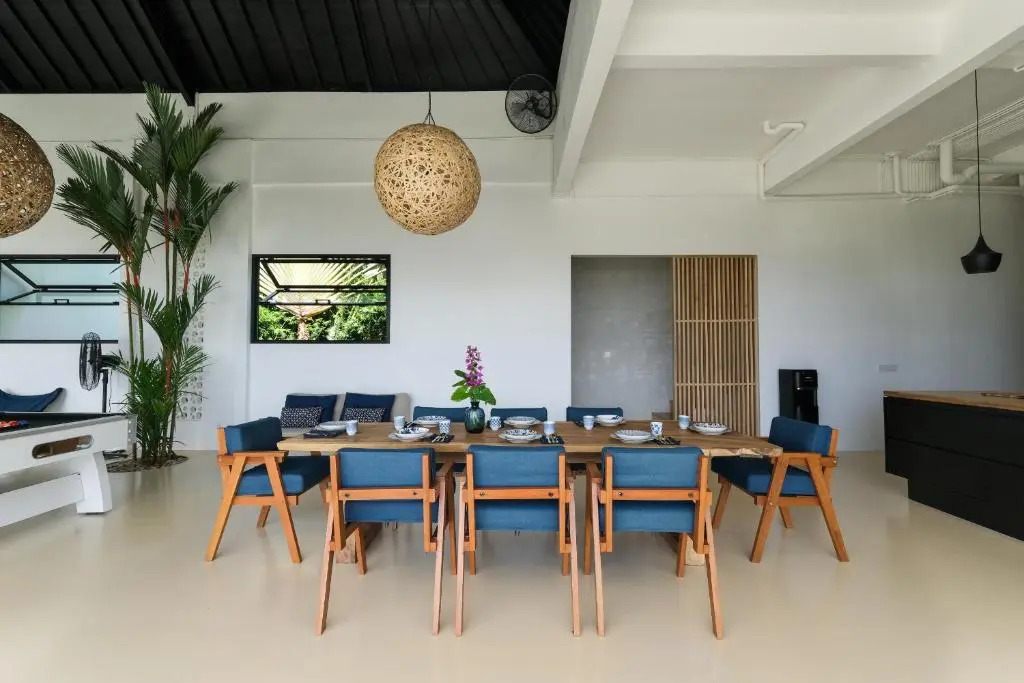 Tennis Villa Uluwatu - BEAUTIFUL VIEWS - Close to Savaya