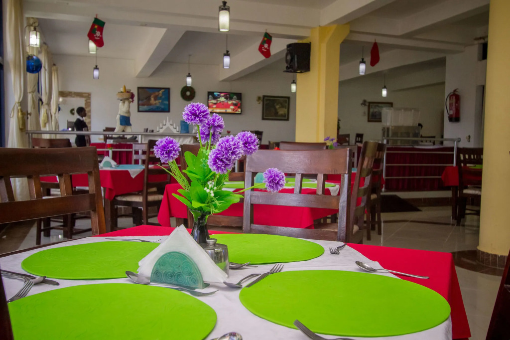 Westwind Hotel Meru