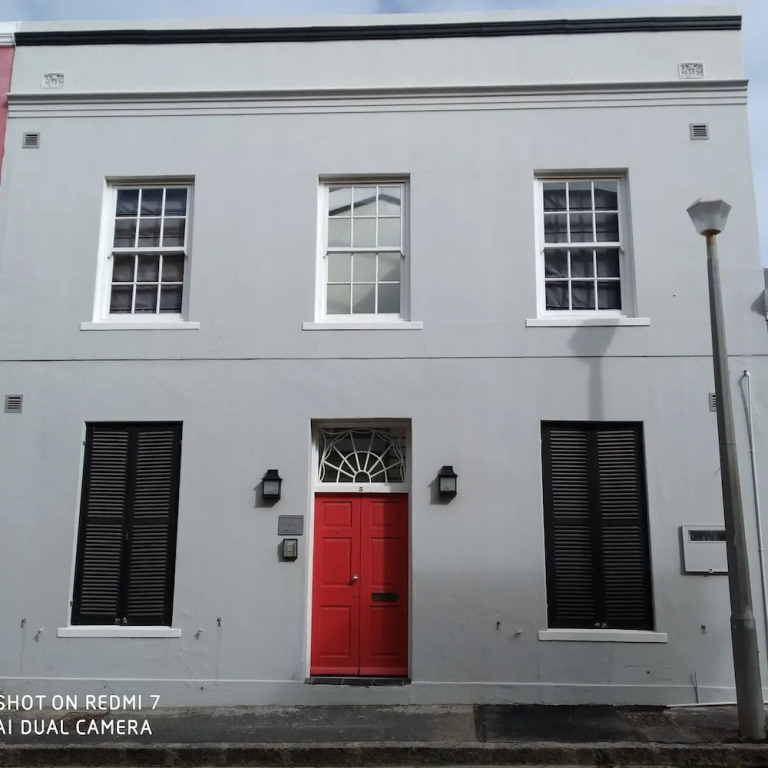 Lovely one Bedroom Open Plan Apartment