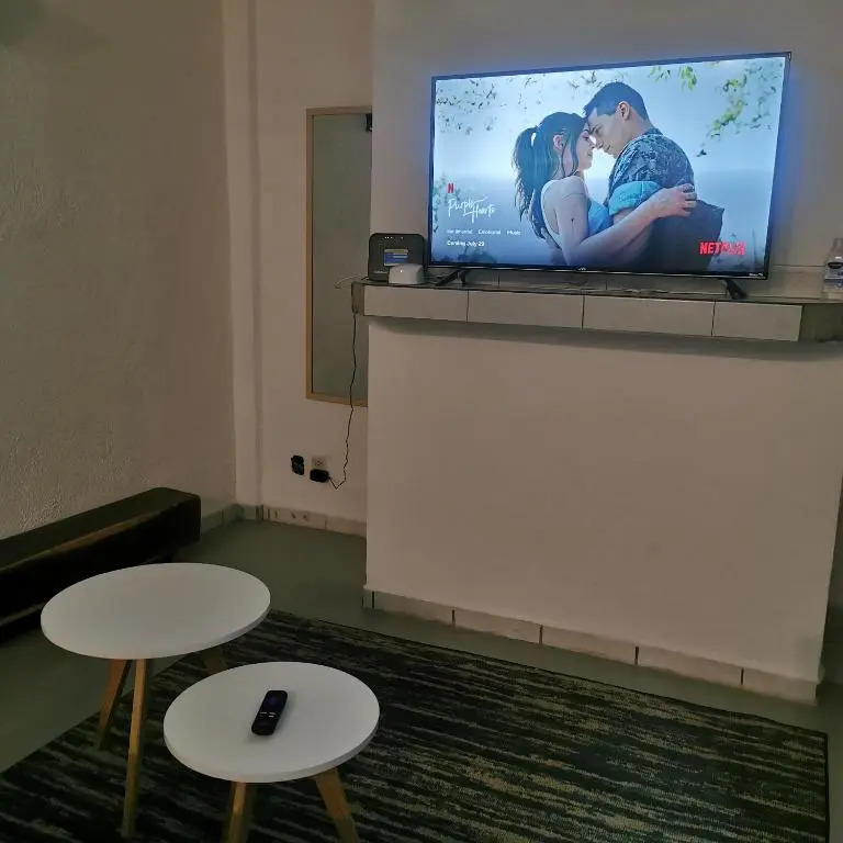 2 bedroom apartment with a/c Wi-Fi best location!