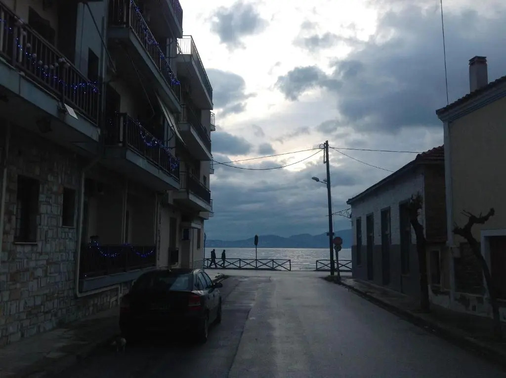 IRAKLIOS- Fabulous area- ,,,- sea-view- Studios with parking,-46m2-just call for price, vacancy etc- next to Vallis hotel -20meters from seaside!!!
