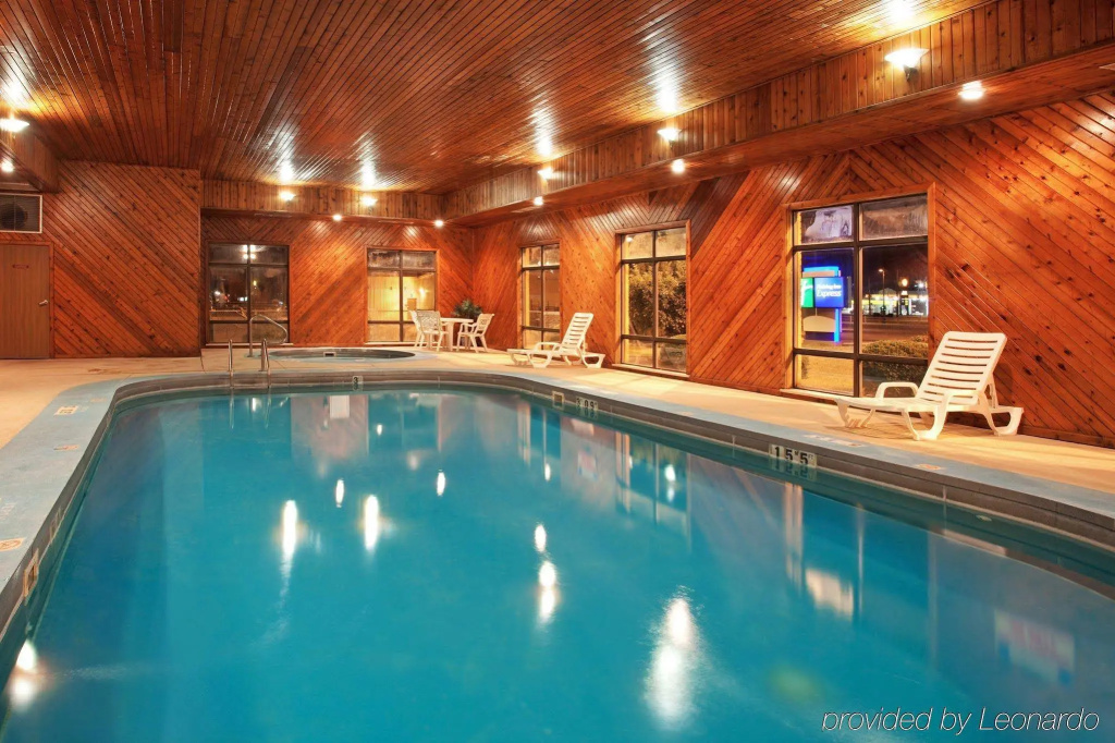 Holiday Inn Express HUNTINGTON
