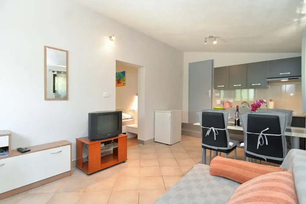 Apartment 1642