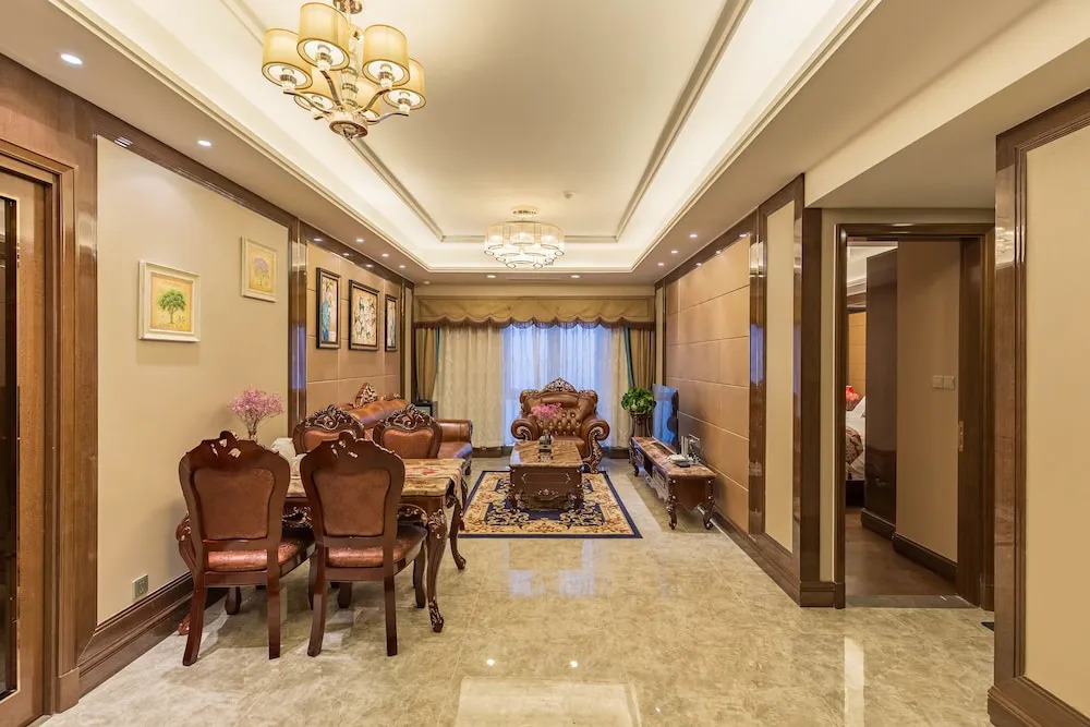 Chengdu Geruihao International Apartment