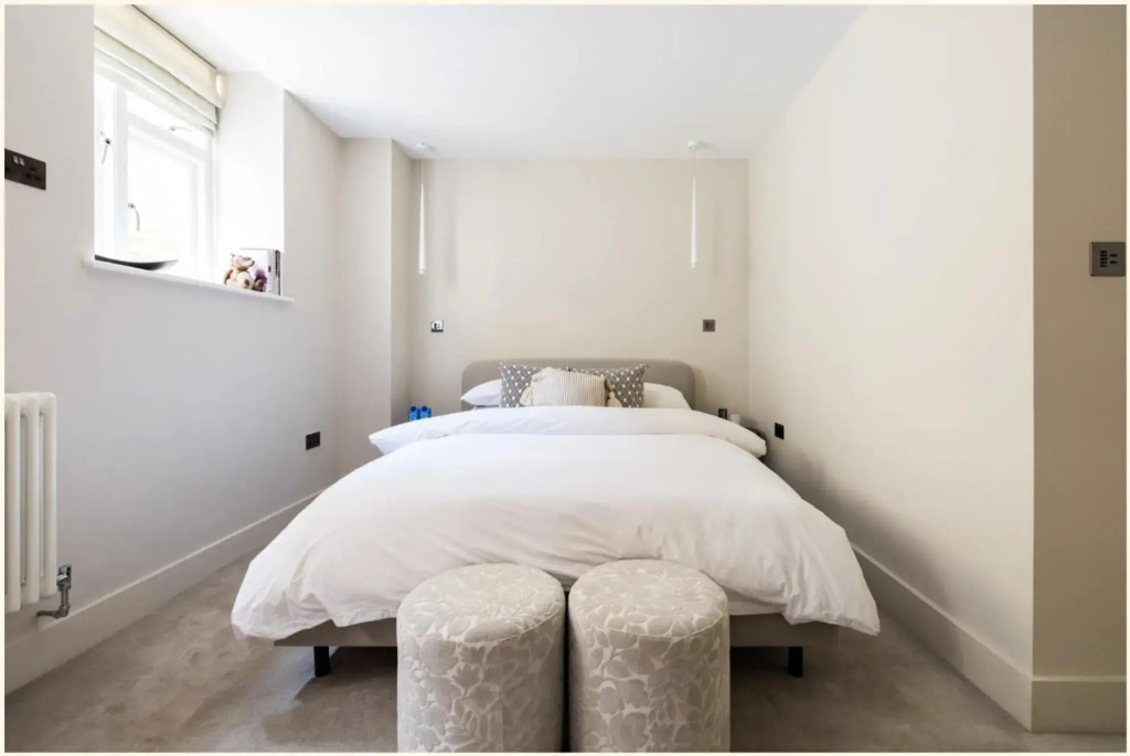 Homely and Chic 2 Bed Apartment with Garden Patio