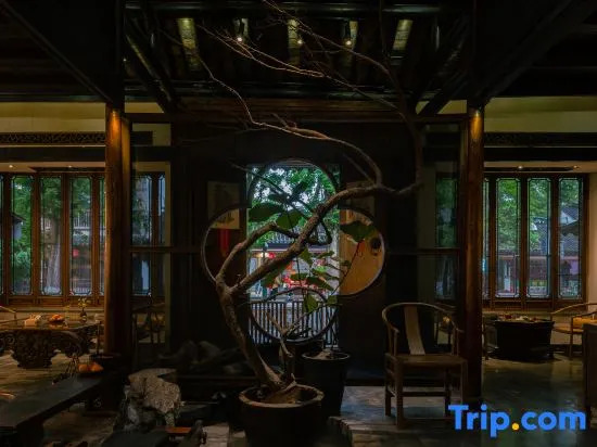 Zhujiajiao Jingting Inn