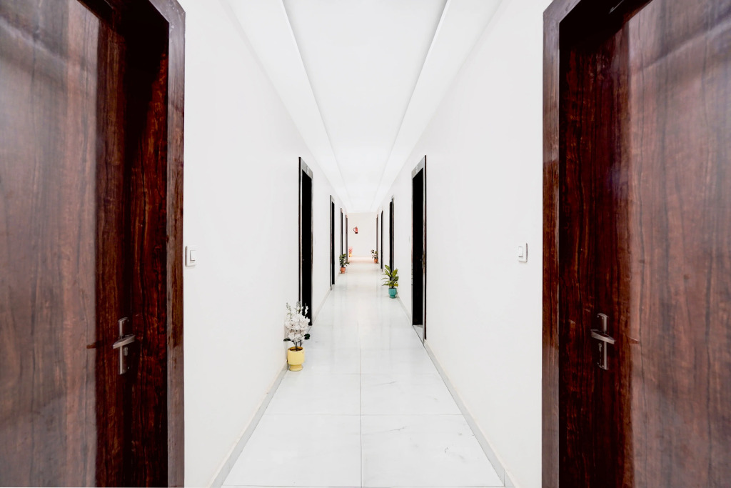 Townhouse Narholi Bridge Mathura