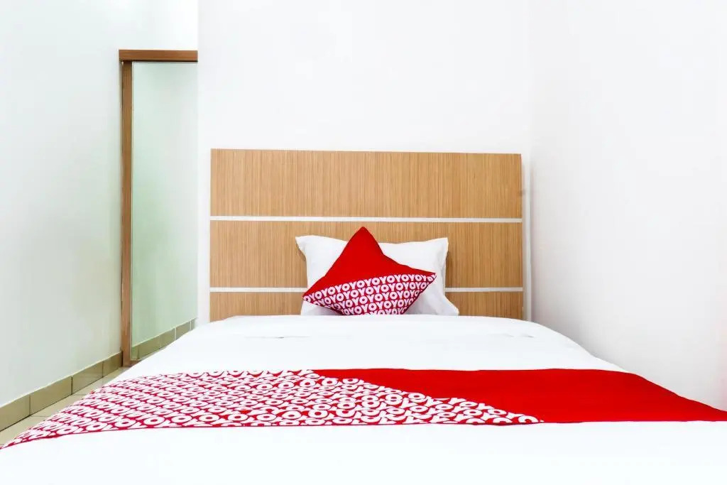 OYO 617 Sukaraja Residence Syariah