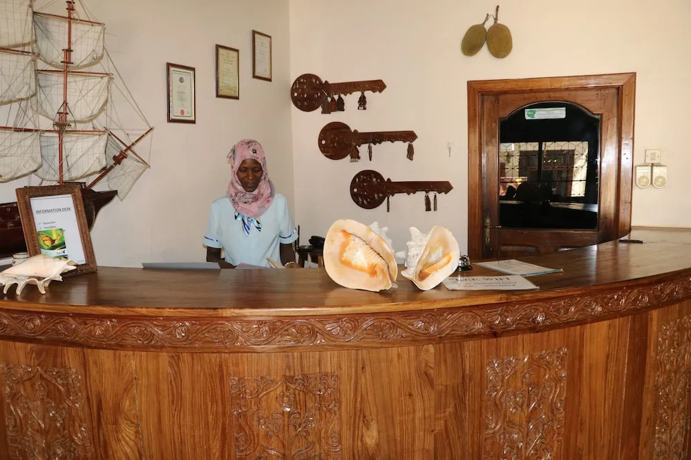 Shangani Hotel