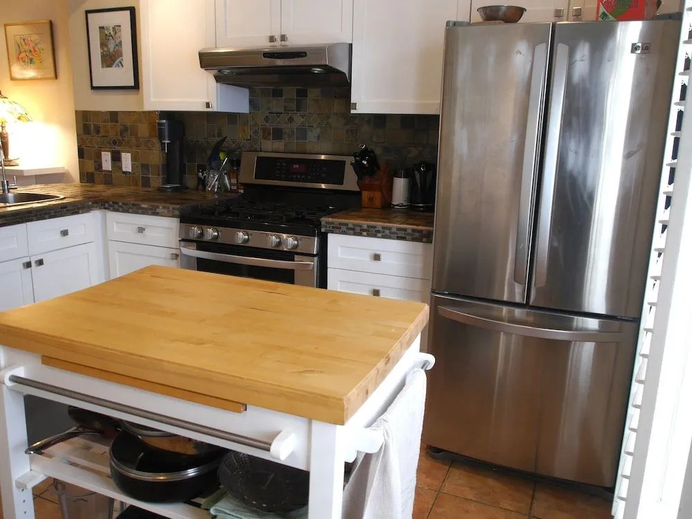 Newly Renovated 3BR Town Home