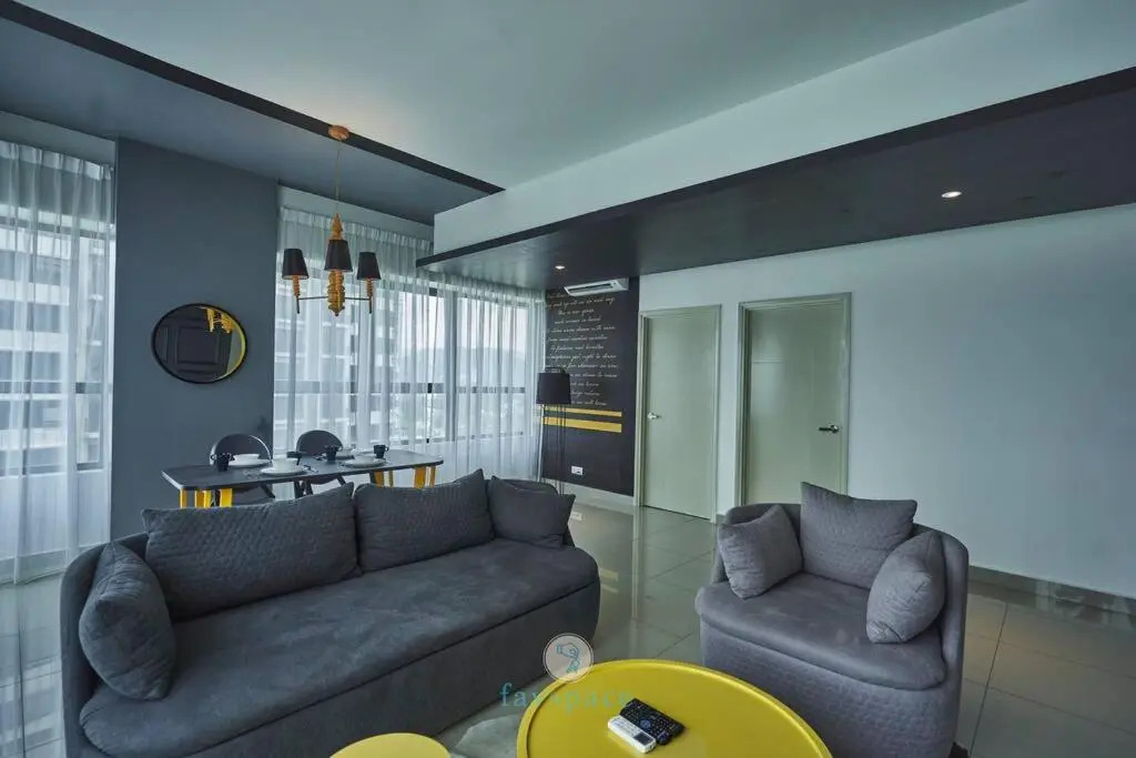 Insta-worthy Private Condo + Free 2 Parkings - Jalan Ampang - T1