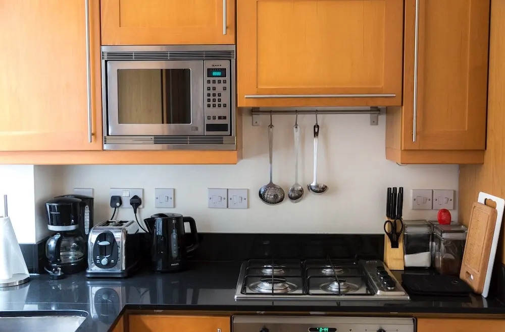 Modern 2 bed flat in historic building