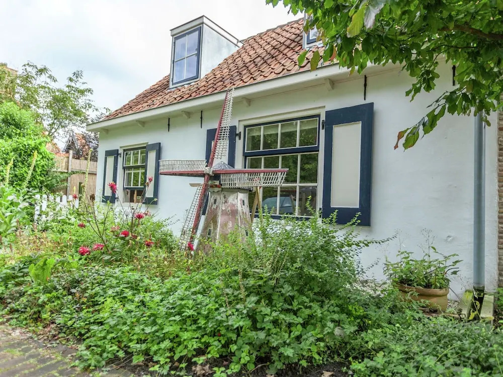 Stylish Holiday Home with Box Bed near Lake Veere
