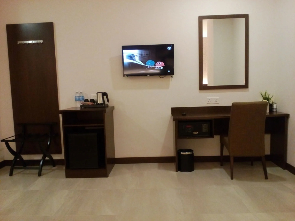 Sunrise Hotel