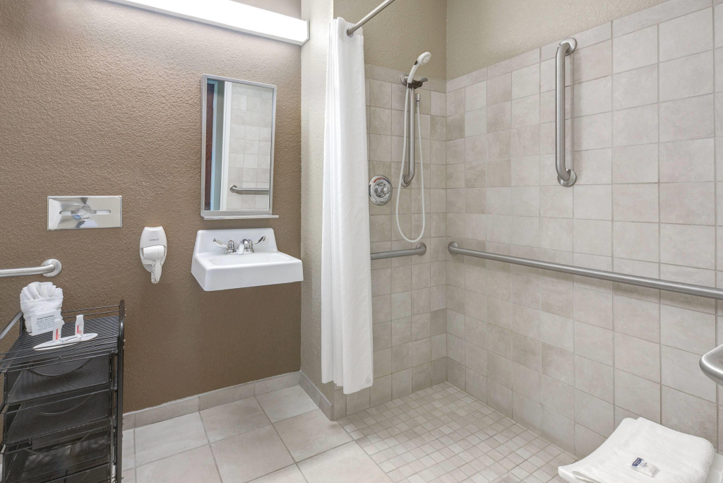 Microtel Inn & Suites by Wyndham Williston