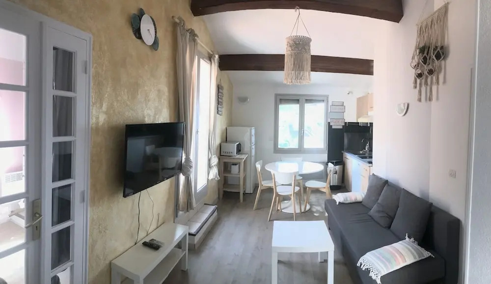 Maison terrasse parking plages vue mer