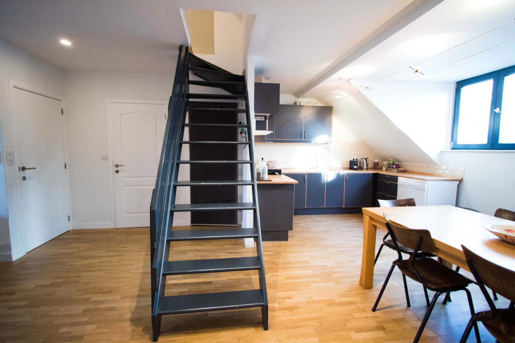 Unit 8 - Charming Loft Apt. Near Avenue Louise