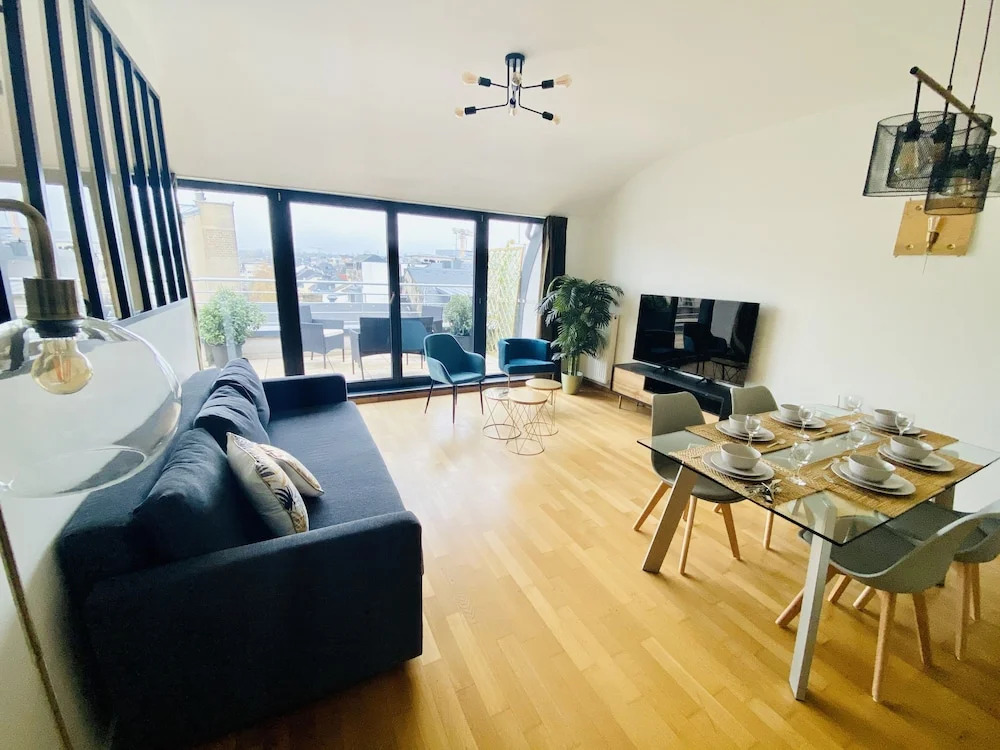 Large Retro Chic Flat 100m2 in City Center - Parking