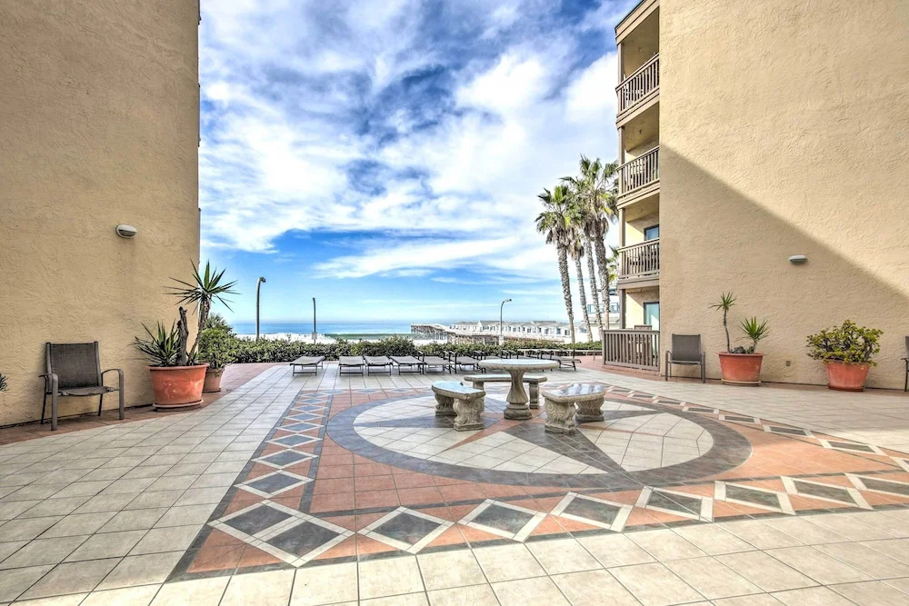 Oceanfront San Diego Condo - Walk to Pacific Beach