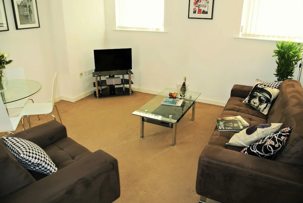Approved Serviced Apartments - Delta Point