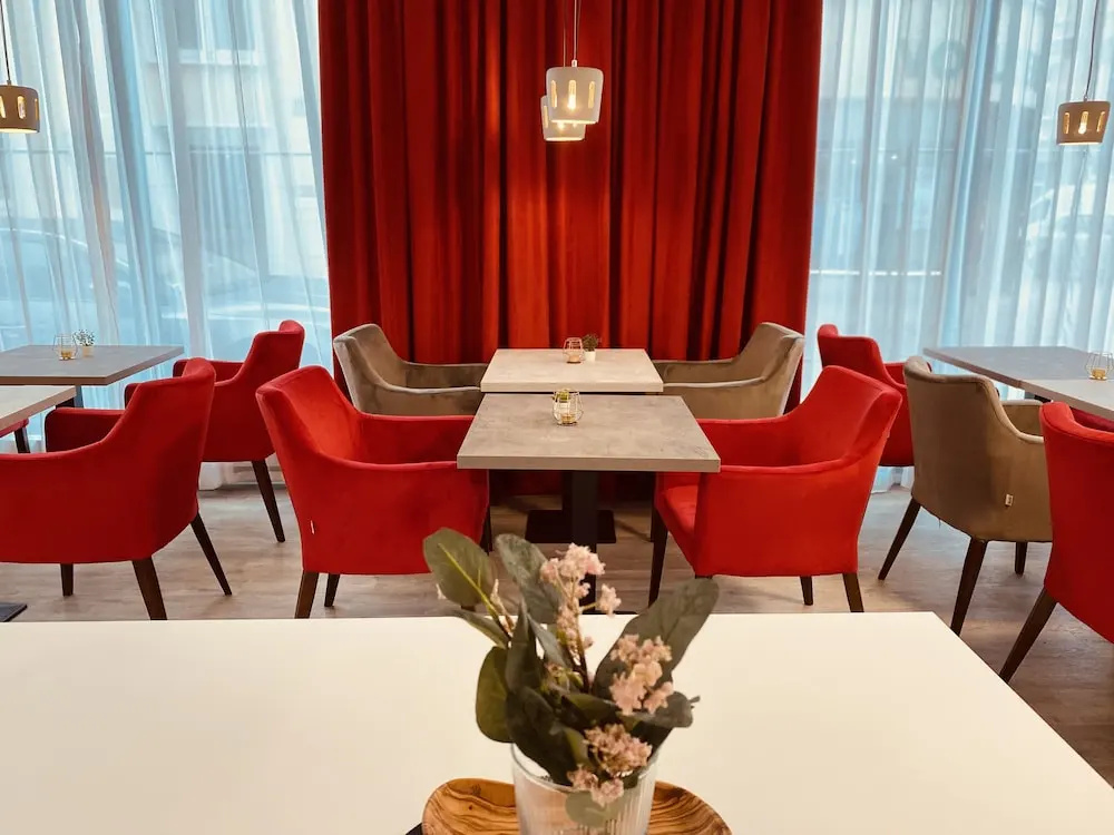 DORMERO Hotel Hof