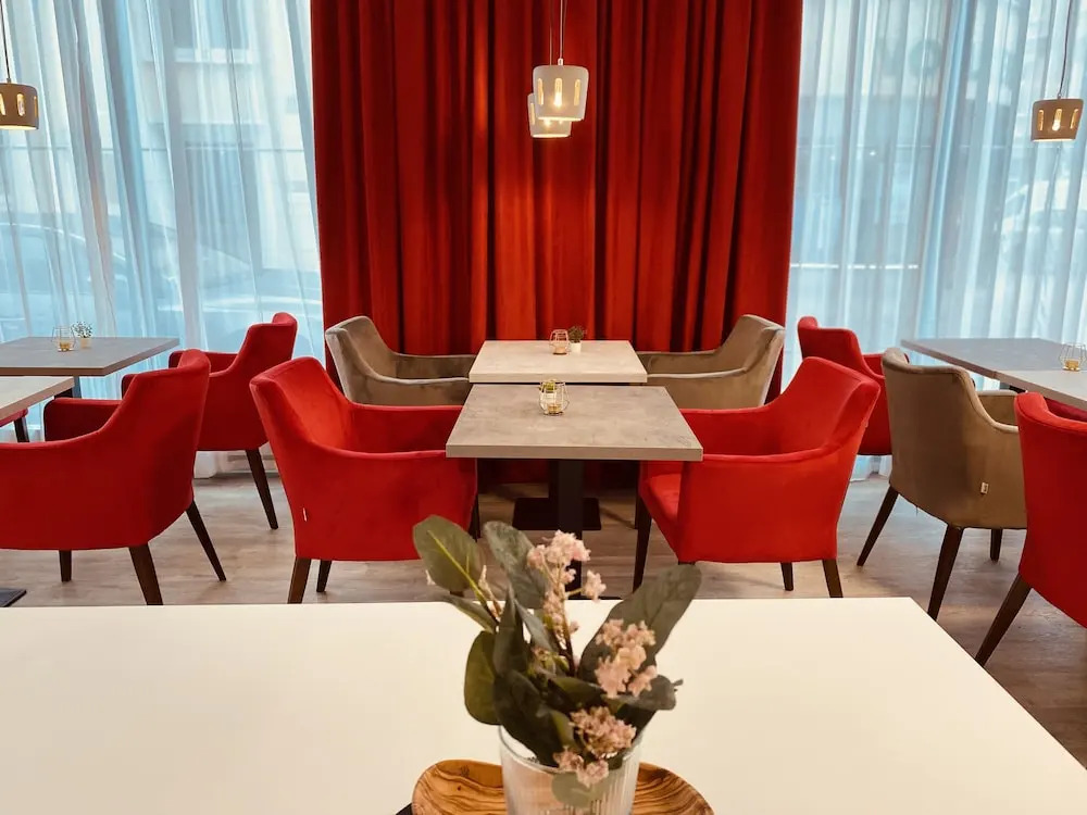 DORMERO Hotel Hof