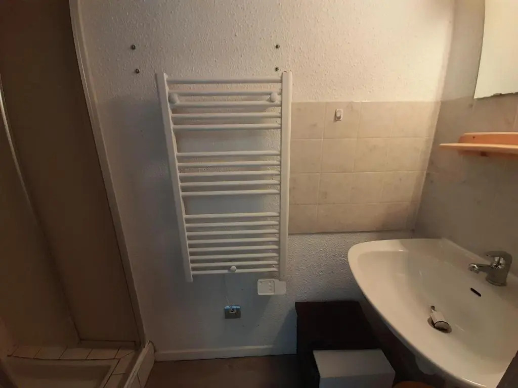 Biscarrosse-plage jolie maisonnette avec terrasse - 200m de la plage -pour 5 personnes