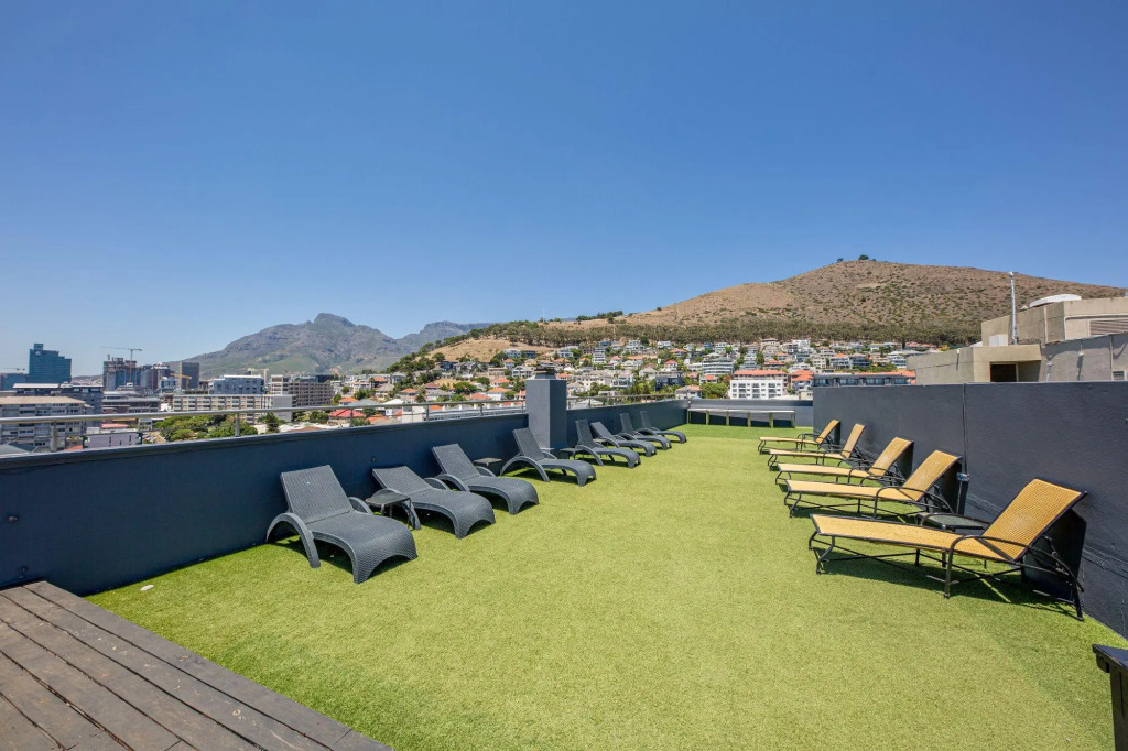 Green Point Apartment Walking Distance to Stadium 407 Royal