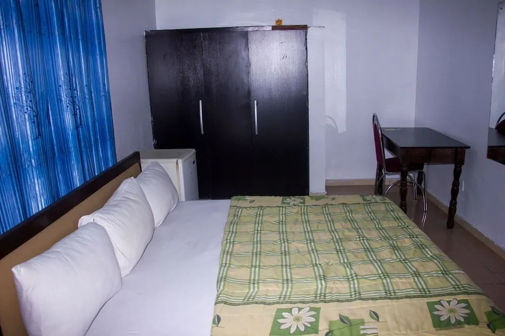 Peace Hotel Annex